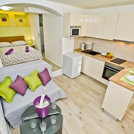 Petric, Old Town Hvar Apartament *