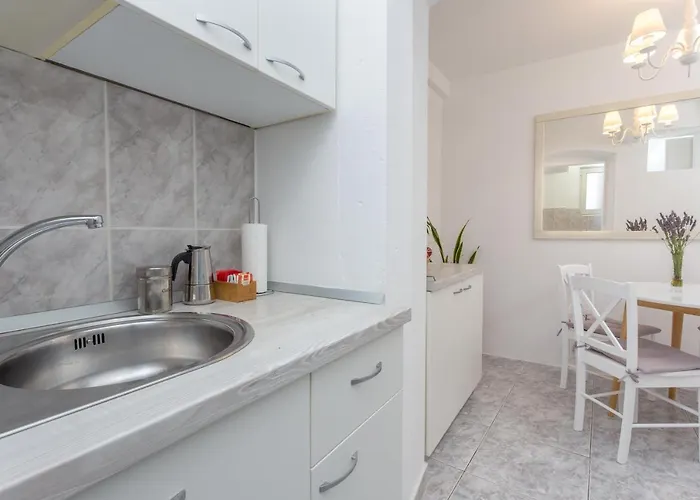Petric, Old Town Hvar Apartman *