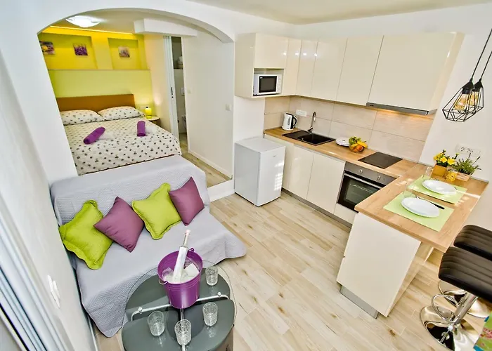 Petric, Old Town Hvar Apartman *