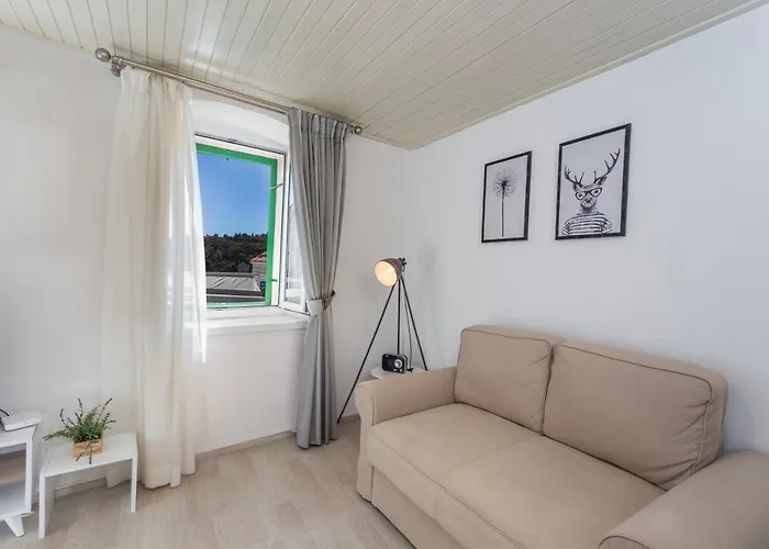 Апартаменти Petric, Old Town Hvar Хвар