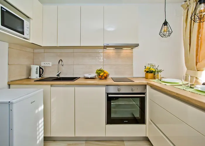 Petric, Old Town Hvar * 흐바르