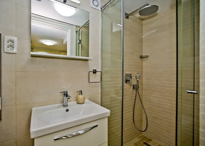 Апартаменти Petric, Old Town Hvar