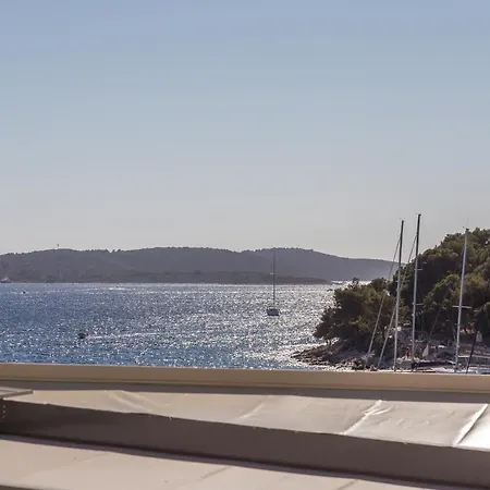 Petric, Old Town Hvar