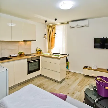 Petric, Old Town Hvar * Хвар