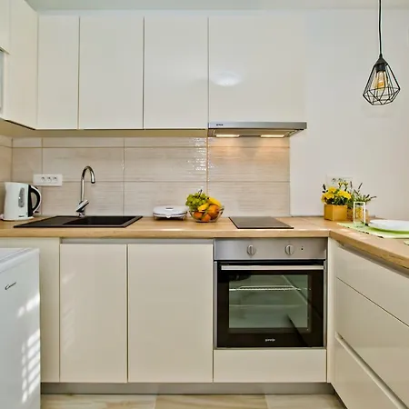 Petric, Old Town Hvar * Хвар